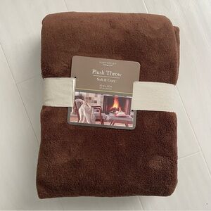 Brown Plush Throw Blanket Soft & Cozy 50” x 60”